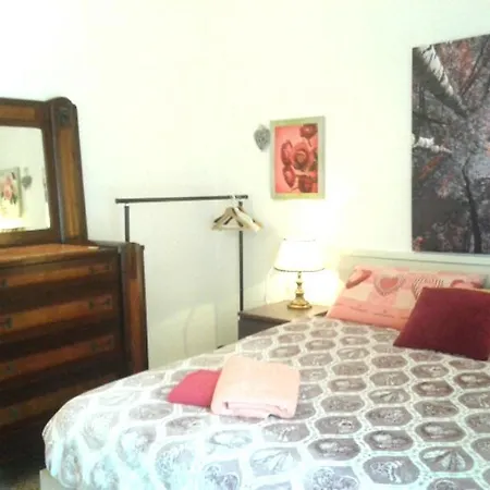 Bed & Breakfast B&B Solidale Il Giglio 2*