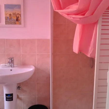 B&B Solidale Il Giglio Bed & Breakfast Brescia